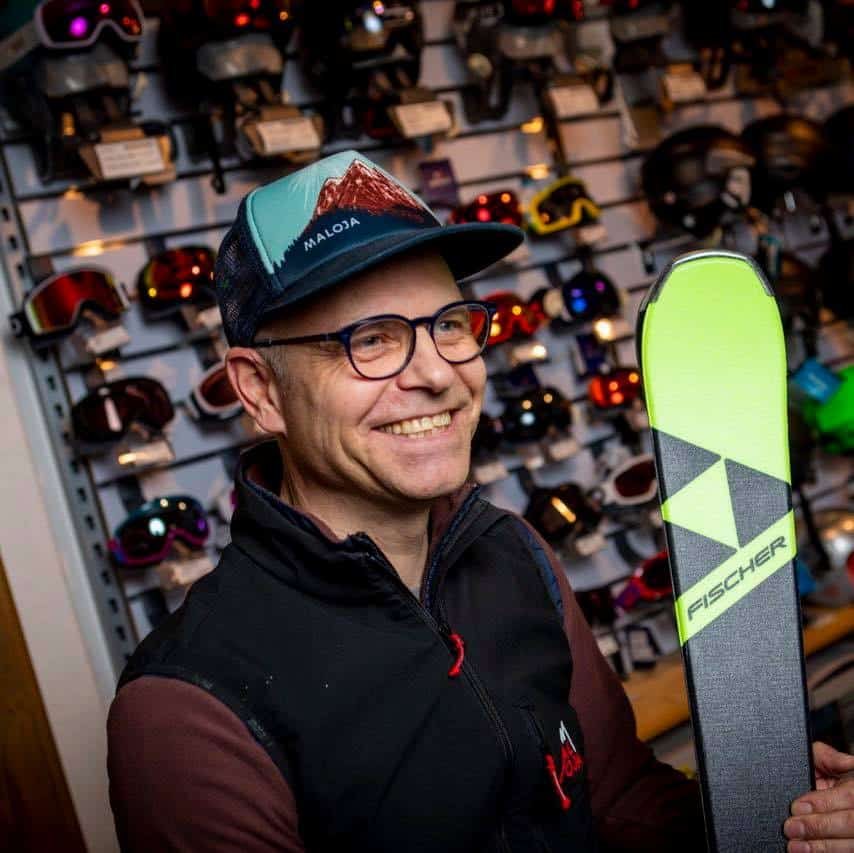 René Süß, Inhaber des Starthaus, im Sportshop